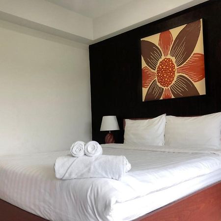 B And Y Residence Chiang Mai Eksteriør billede